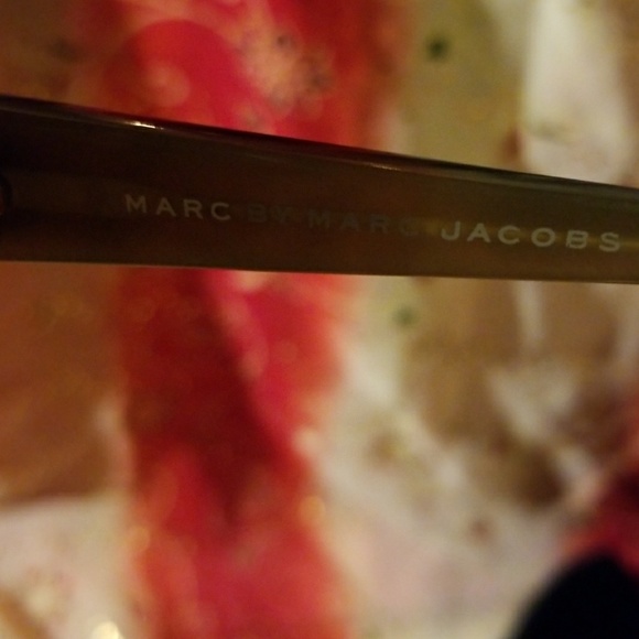 Authentic  Marc By Marc Jacobs Sunglasses - Picture 4 of 6